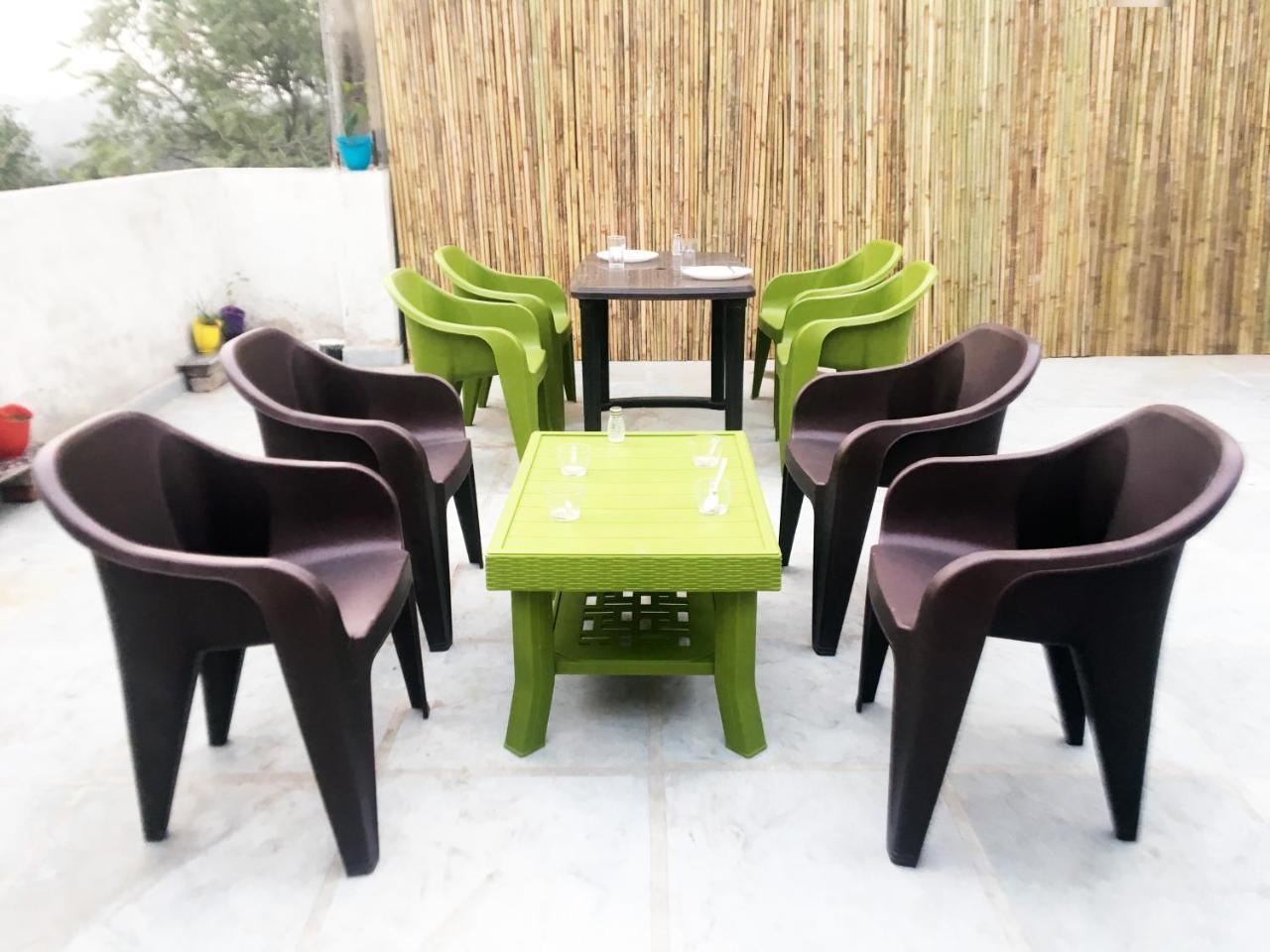 Himalayan Hostel New Delhi Exteriör bild