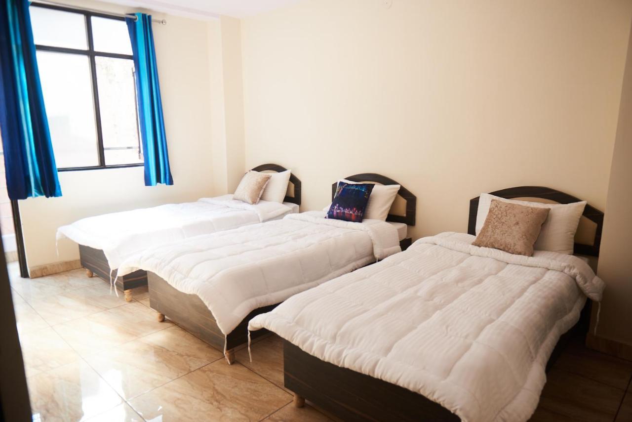 Himalayan Hostel New Delhi Exteriör bild