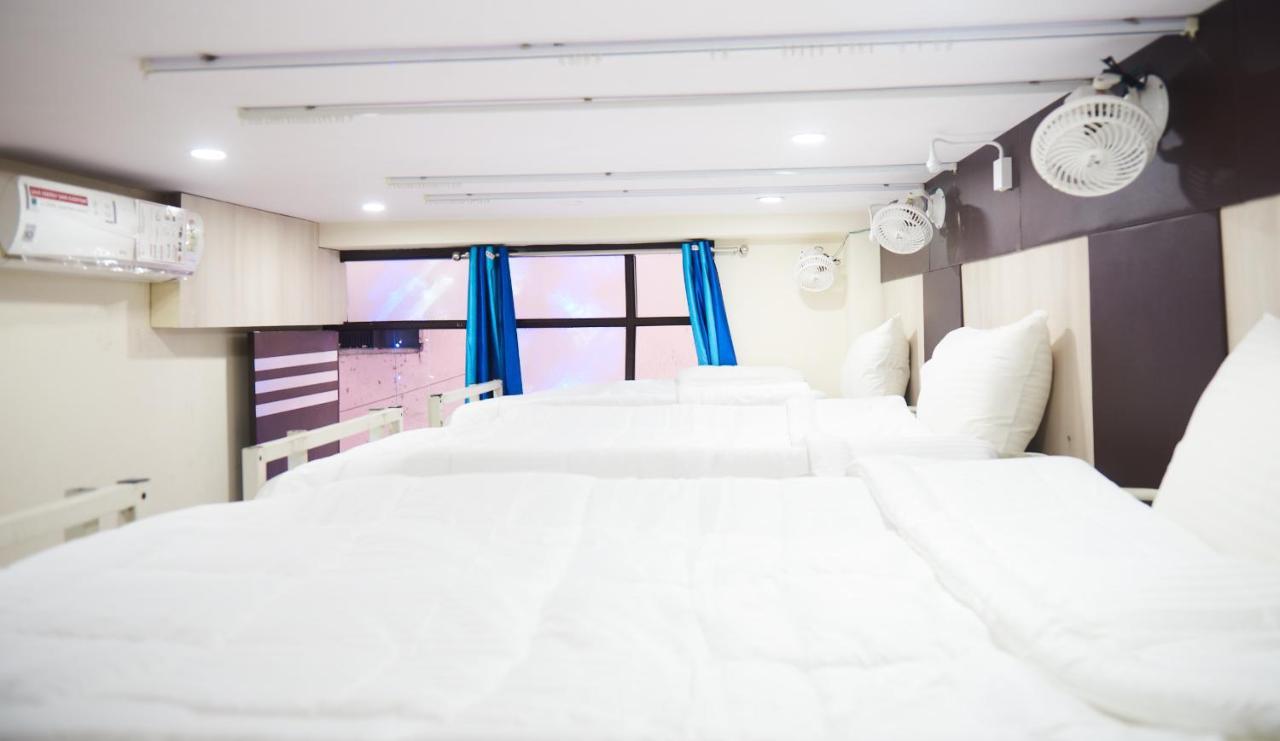 Himalayan Hostel New Delhi Rum bild